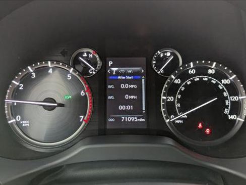Used 2020 Lexus GX 460 Premium image 29