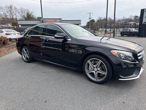 Used 2015 Mercedes-Benz C 300 4MATIC Sedan image 8