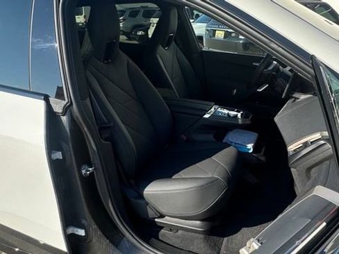 Used 2022 BMW iX xDrive50 w/ Premium Package AWD/4WD image 38