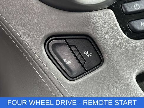 Used 2018 Chevrolet Tahoe LT w/ LT Signature Package AWD/4WD image 8