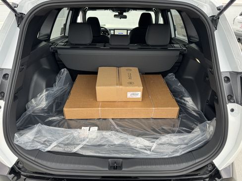 New 2026 Toyota RAV4 SE AWD/4WD image 9