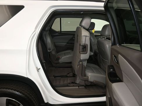 Used 2019 Chevrolet Traverse LT w/ LT Premium Package AWD/4WD image 47