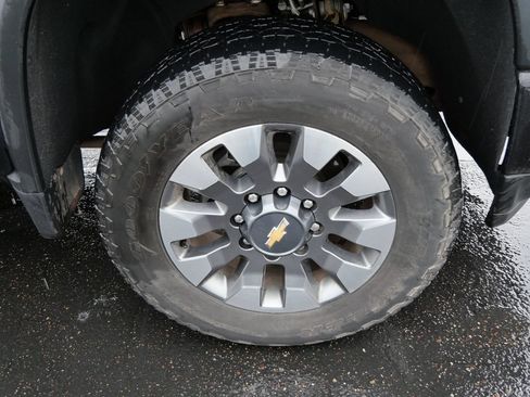 Certified 2022 Chevrolet Silverado 2500 Custom w/ Gooseneck/5TH Wheel Package AWD/4WD image 9