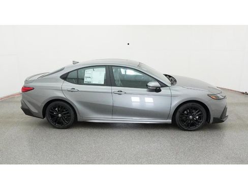 New 2026 Toyota Camry SE image 11