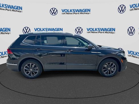 Used 2022 Volkswagen Tiguan SE FWD image 15