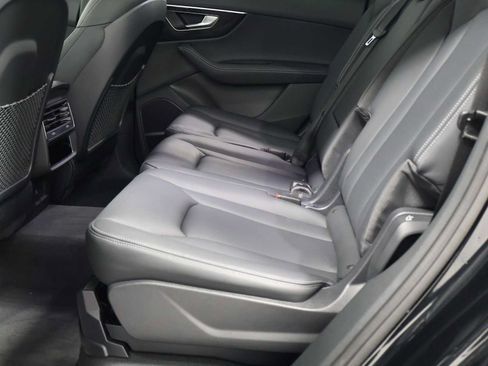 Used 2026 Audi Q7 3.0T Prestige w/ Prestige Package AWD/4WD image 34