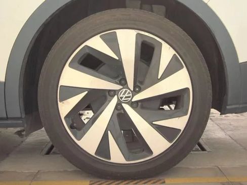 Used 2021 Volkswagen ID.4 1st Edition RWD image 12