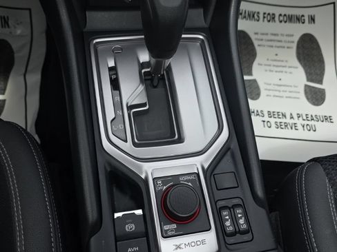 Used 2023 Subaru Forester Premium AWD/4WD image 22