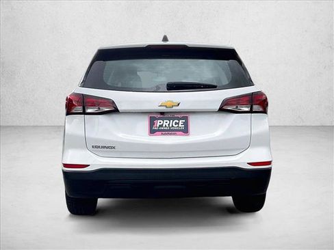 Certified 2024 Chevrolet Equinox LS FWD image 4