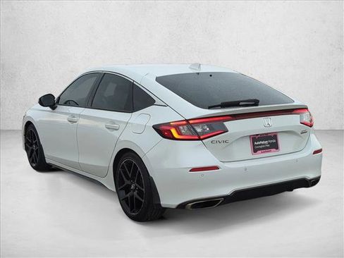 Used 2022 Honda Civic Sport Touring image 10