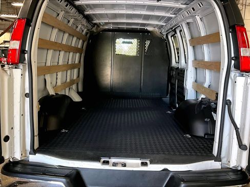 Used 2024 GMC Savana 2500 w/ Driver Convenience Package RWD image 28