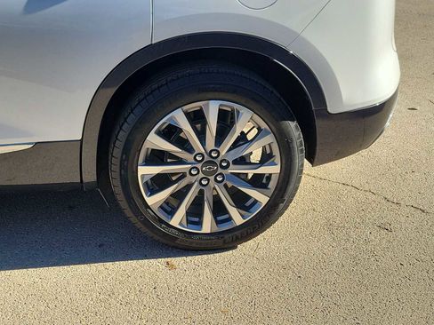 Used 2024 Chevrolet Blazer Premier w/ Enhanced Convenience Package image 8