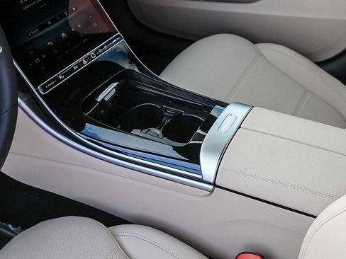 New 2026 Mercedes-Benz C 300 Sedan image 21