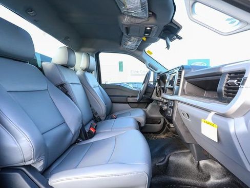 New 2025 Ford F550 4x4 Regular Cab Super Duty image 14