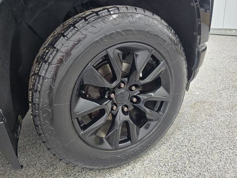 Used 2020 Chevrolet Silverado 1500 LT w/ Texas Edition RWD image 31