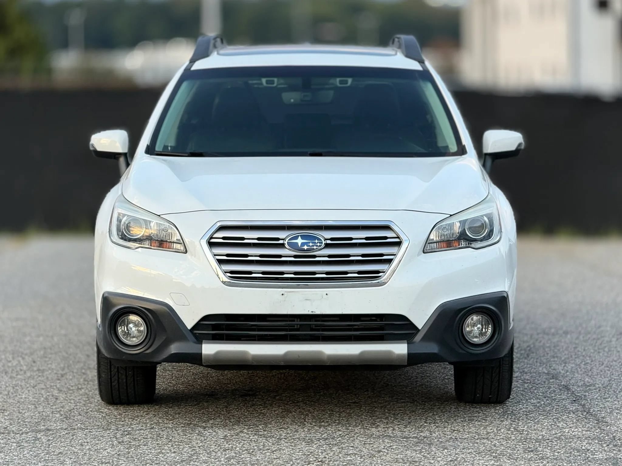 Used 2017 Subaru Outback 2.5i Limited AWD/4WD image 5