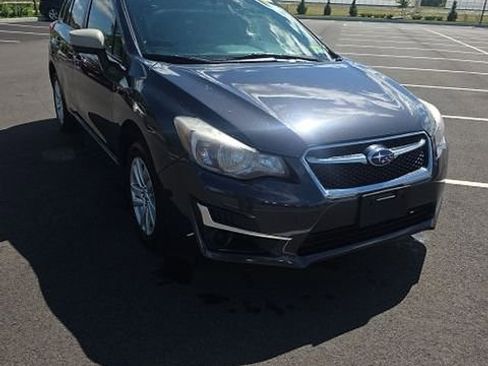 Used 2016 Subaru Impreza 2.0i Premium AWD/4WD image 3