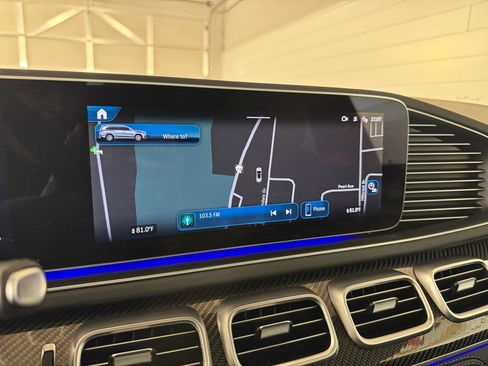 Used 2024 Mercedes-Benz GLS 63 AMG 4MATIC image 24