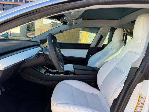 Used 2020 Tesla Model 3 RWD image 10