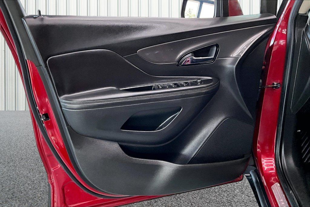 Used 2017 Buick Encore Preferred FWD image 19