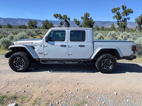 Used 2023 Jeep Gladiator Mojave w/ Cold Weather Group AWD/4WD image 3
