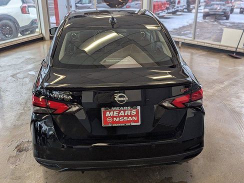 New 2025 Nissan Versa SR w/ Trunk Package FWD image 5