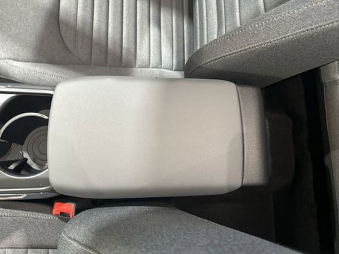 New 2025 Kia K4 EX image 19