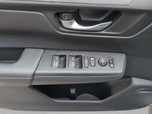 Certified 2025 Honda CR-V Sport image 17