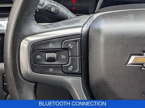 Used 2023 Chevrolet Silverado 1500 LT AWD/4WD image 19