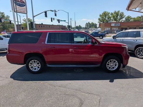 Used 2015 GMC Yukon XL SLT w/ Open Road Package AWD/4WD image 8