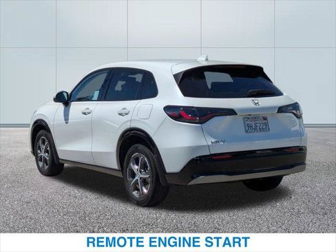Certified 2024 Honda HR-V EX-L image 9