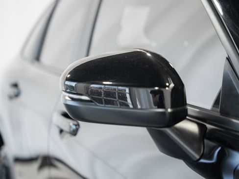 Used 2025 Honda HR-V Sport image 12