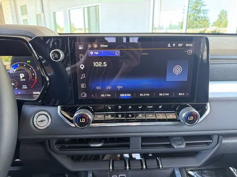 Certified 2026 Chevrolet Colorado LT w/ LT Convenience Package AWD/4WD image 14