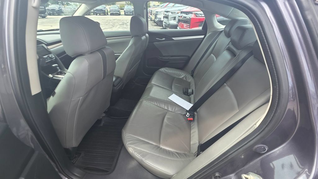 Used 2019 Honda Civic EX-L image 6