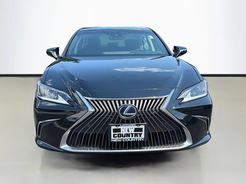 Used 2019 Lexus ES 300h w/ Premium Package FWD image 2