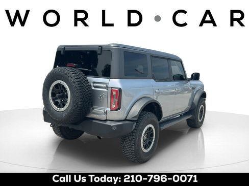 Used 2023 Ford Bronco Outer Banks w/ Sasquatch Package AWD/4WD image 3