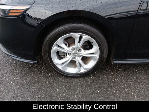 Used 2024 Honda Accord LX image 9