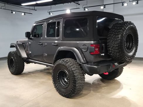 Used 2022 Jeep Wrangler Unlimited Rubicon w/ Xtreme Recon 35" Tire Package AWD/4WD image 5