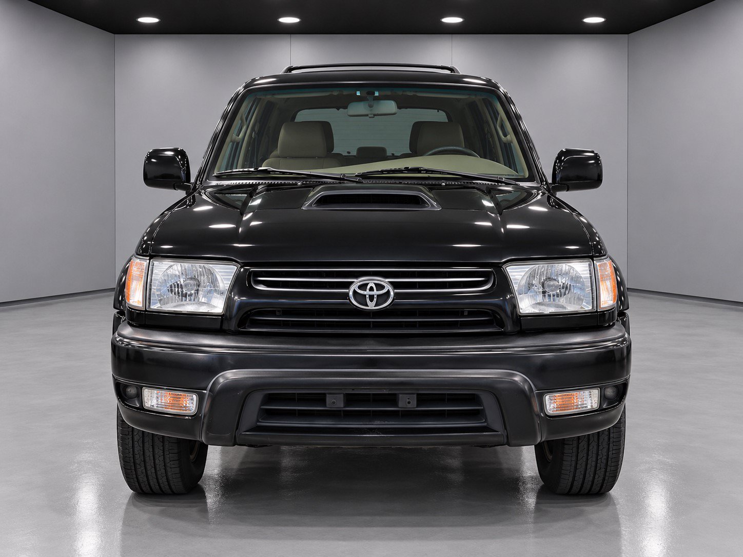 Used 2001 Toyota 4Runner SR5 RWD image 2
