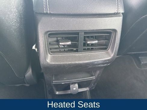 Used 2015 Ford Edge Titanium image 23