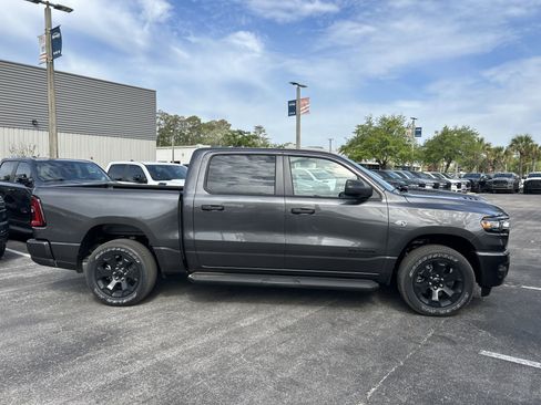 New 2026 RAM 1500 Express AWD/4WD image 4