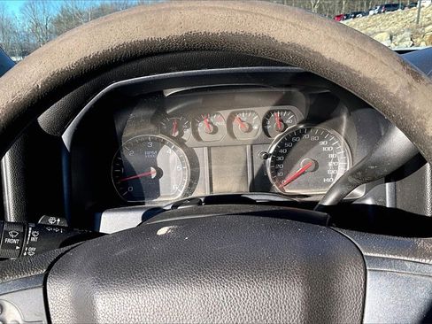 Used 2019 Chevrolet Silverado 2500 W/T w/ WT Convenience Package image 12