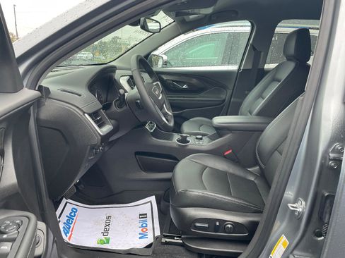 Used 2024 GMC Terrain SLT w/ Infotainment Package II image 7