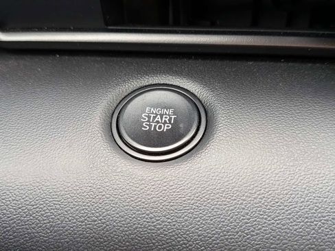 Used 2025 Hyundai Elantra Sport FWD image 26