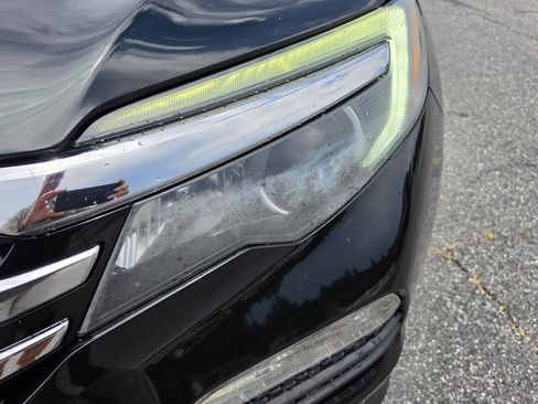 Used 2017 Honda Pilot Touring image 23