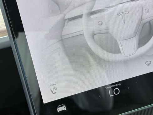 Used 2020 Tesla Model 3 Long Range AWD/4WD image 68