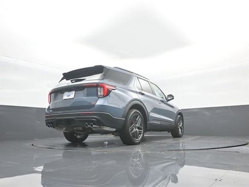 New 2026 Ford Explorer ST w/ Sun And Sound Package image 30