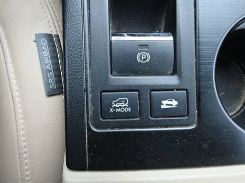 Used 2016 Subaru Outback 2.5i Limited AWD/4WD image 14