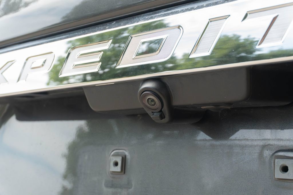 Used 2021 Ford Expedition XLT RWD image 9
