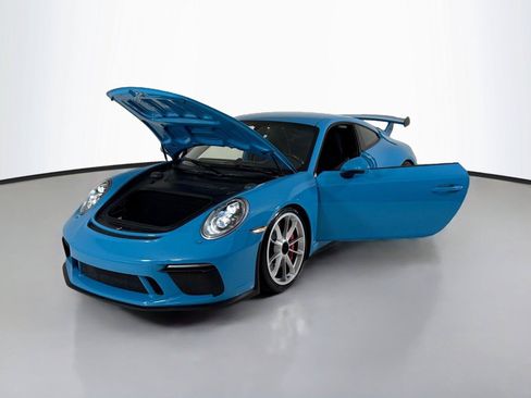 Used 2018 Porsche 911 GT3 w/ Sport Chrono Package RWD image 40